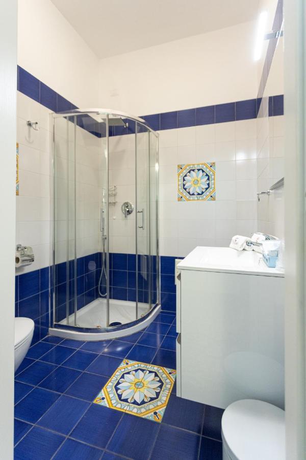 Bed and Breakfast The Reef Sorrento Esterno foto