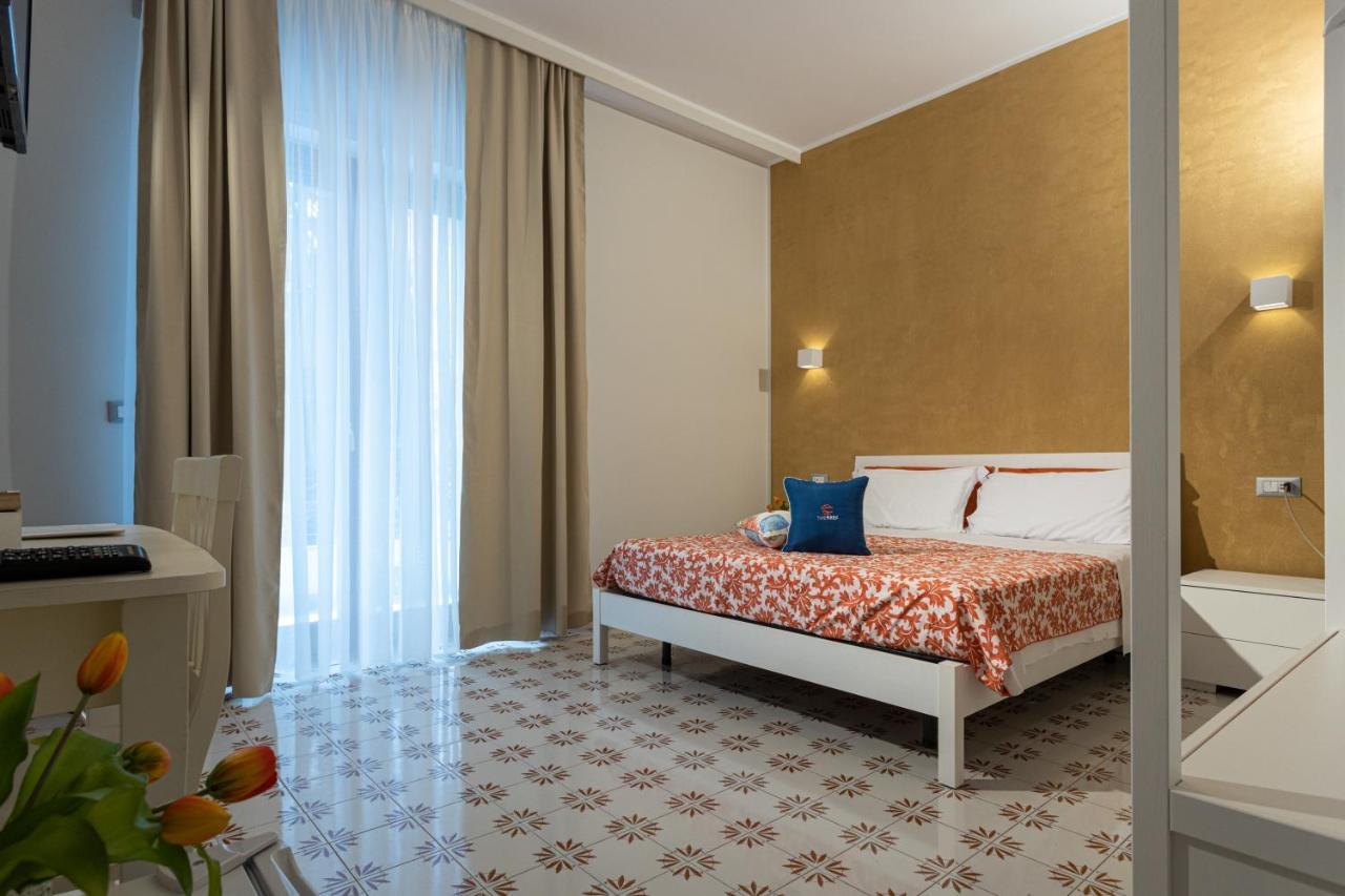 Bed and Breakfast The Reef Sorrento Esterno foto