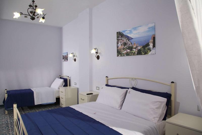 Bed and Breakfast The Reef Sorrento Esterno foto