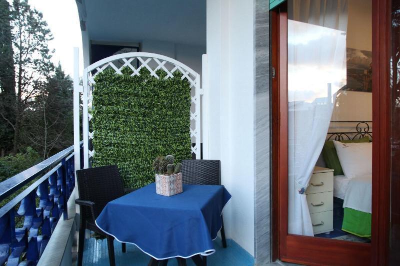 Bed and Breakfast The Reef Sorrento Esterno foto