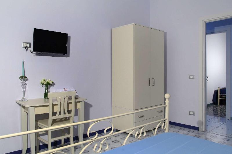 Bed and Breakfast The Reef Sorrento Esterno foto