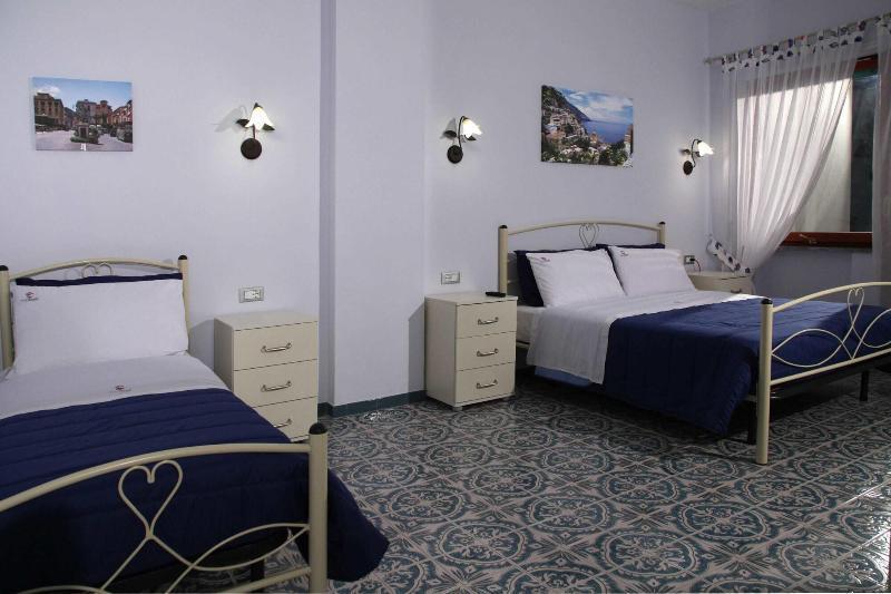 Bed and Breakfast The Reef Sorrento Esterno foto