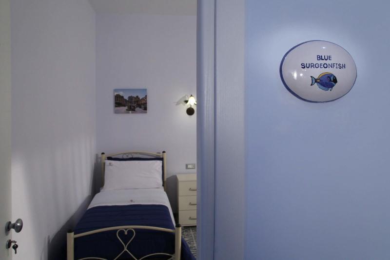 Bed and Breakfast The Reef Sorrento Esterno foto