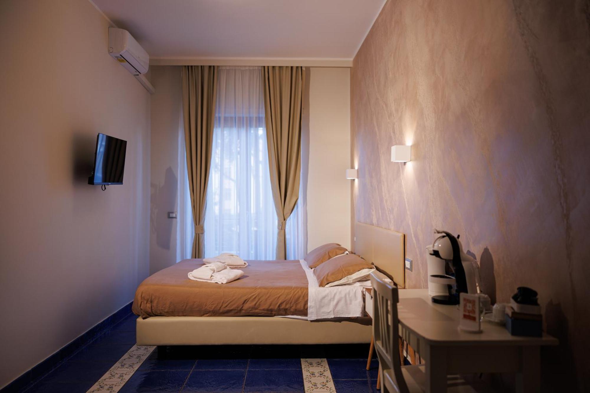 Bed and Breakfast The Reef Sorrento Esterno foto