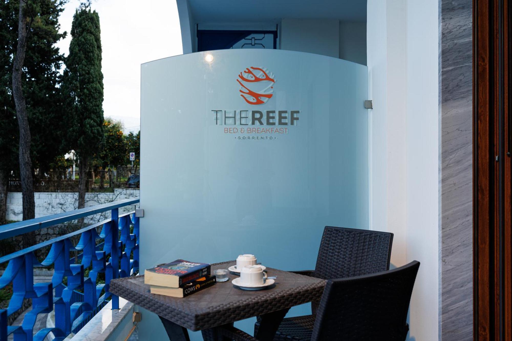 Bed and Breakfast The Reef Sorrento Esterno foto